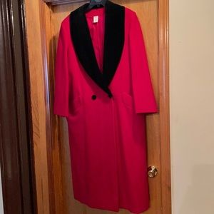 REDUCED🌹🌹Women’s red coat by Spiegel